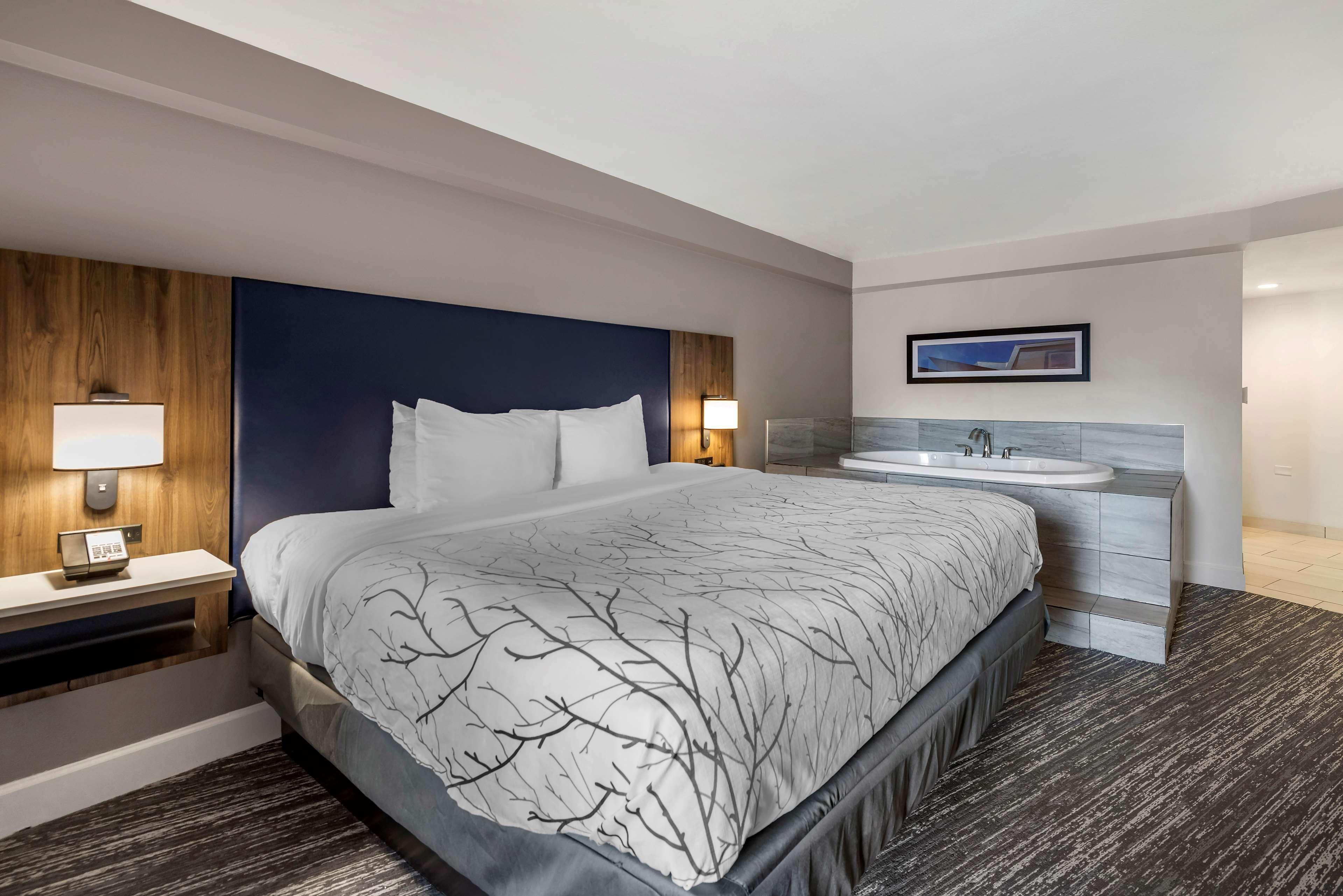 Best Western Premier Denver East Екстер'єр фото