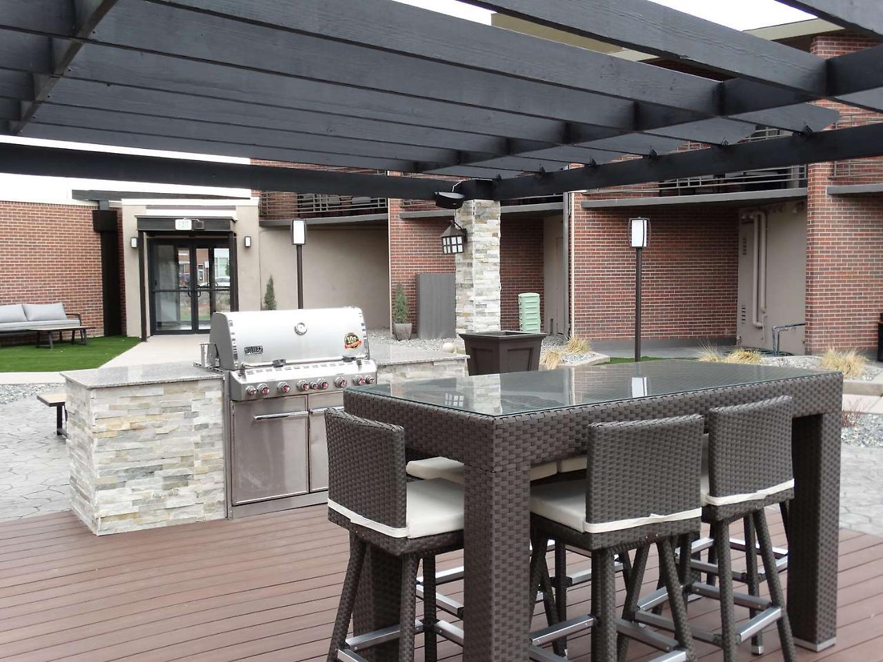 Best Western Premier Denver East Екстер'єр фото
